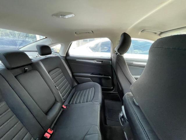 Photo 5 VIN: 3FA6P0HD5FR266545 - FORD FUSION SE 