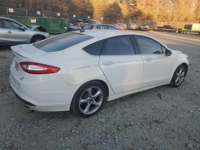 Photo 2 VIN: 3FA6P0HD5GR136251 - FORD FUSION SE 