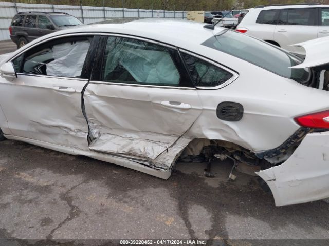 Photo 5 VIN: 3FA6P0HD5GR239055 - FORD FUSION 