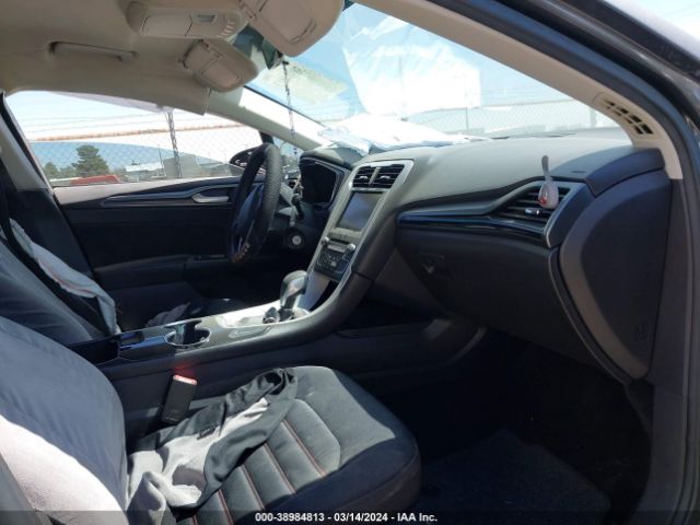 Photo 4 VIN: 3FA6P0HD5GR340841 - FORD FUSION 