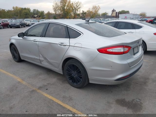 Photo 2 VIN: 3FA6P0HD5GR366422 - FORD FUSION 