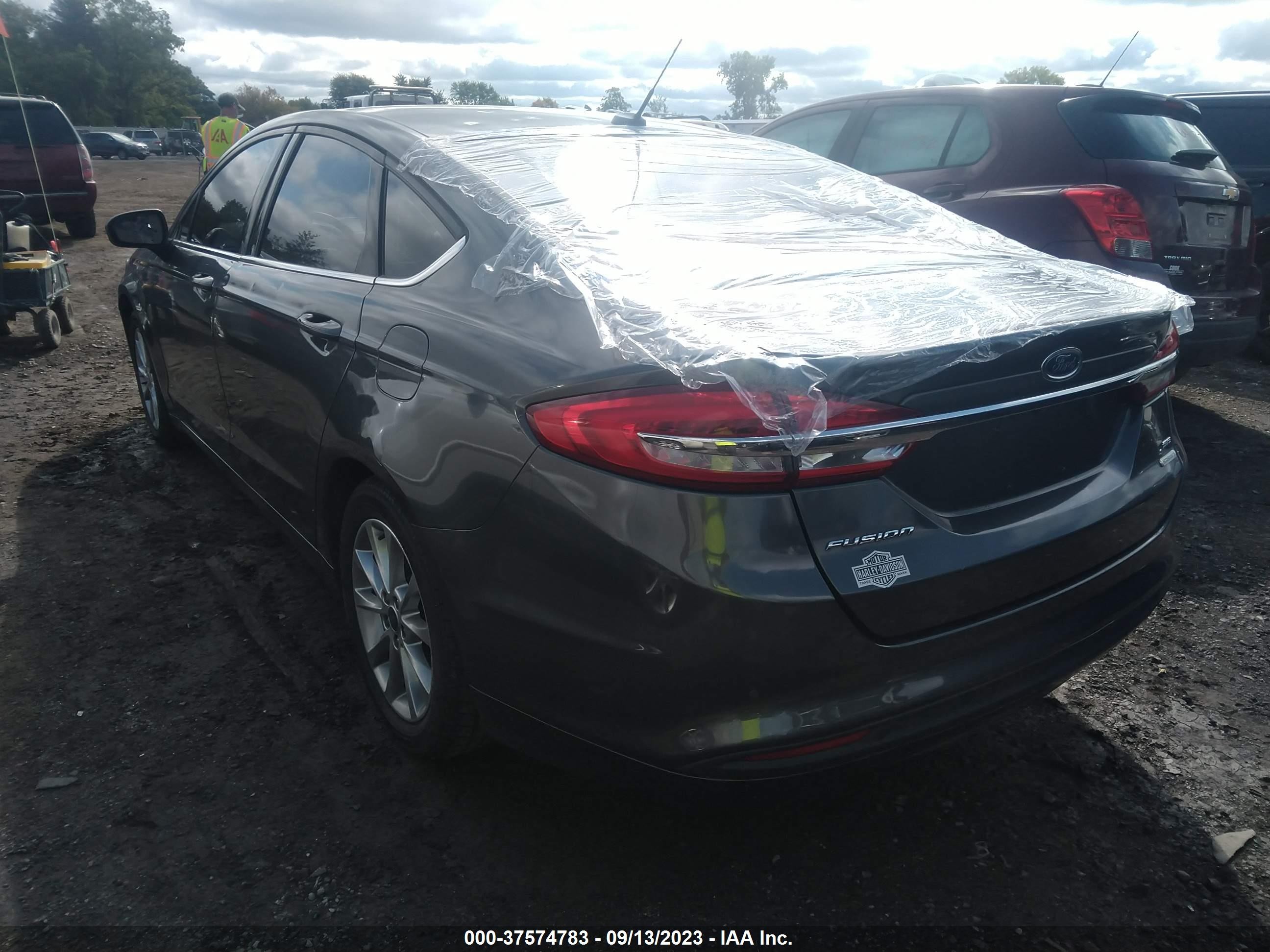 Photo 2 VIN: 3FA6P0HD5HR184284 - FORD FUSION 