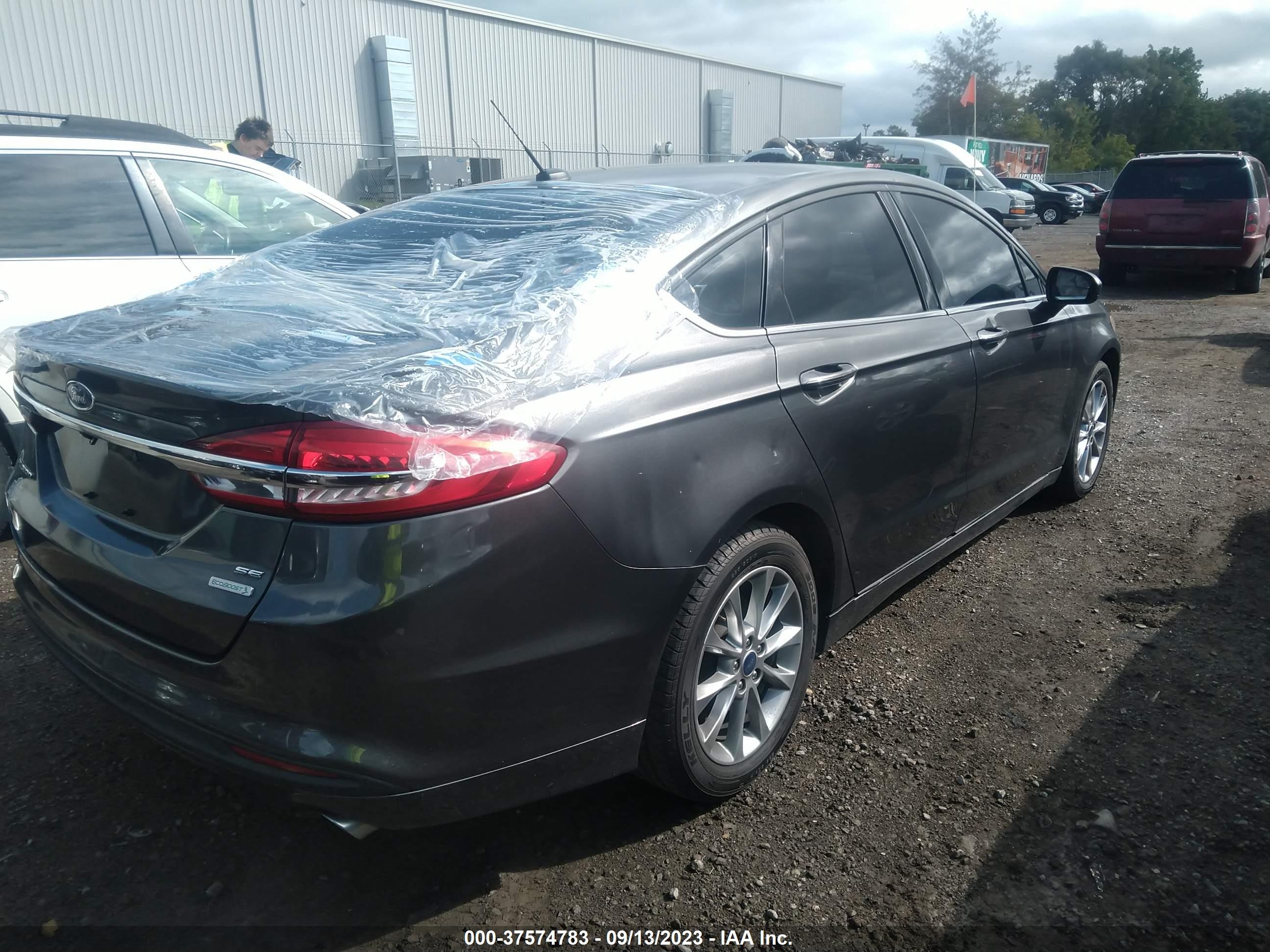 Photo 3 VIN: 3FA6P0HD5HR184284 - FORD FUSION 