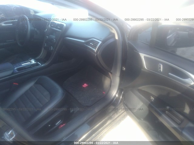 Photo 4 VIN: 3FA6P0HD5HR227022 - FORD FUSION 