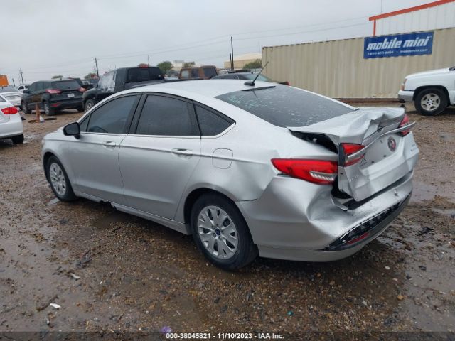 Photo 2 VIN: 3FA6P0HD5HR292758 - FORD FUSION 