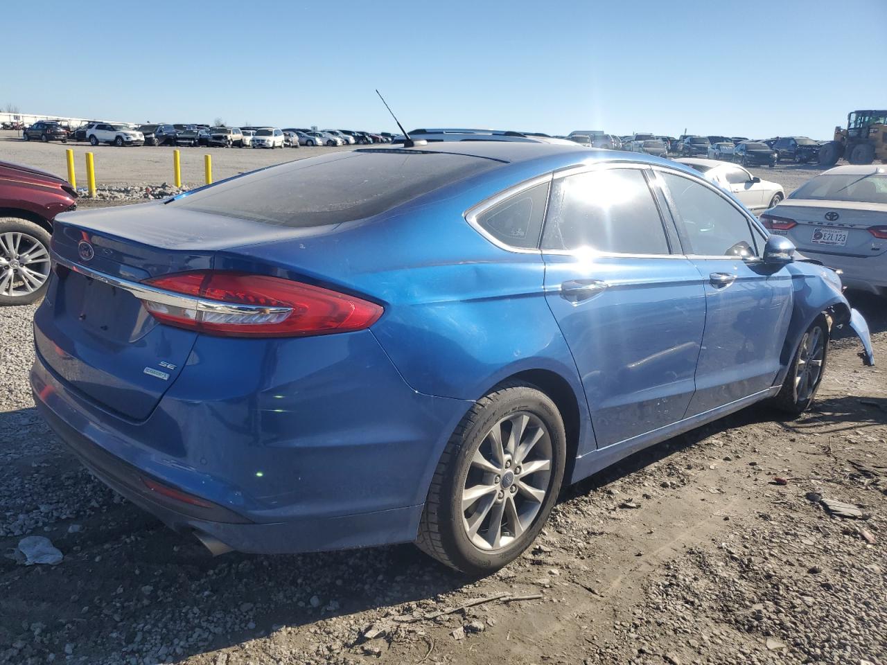 Photo 2 VIN: 3FA6P0HD5HR406239 - FORD FUSION 