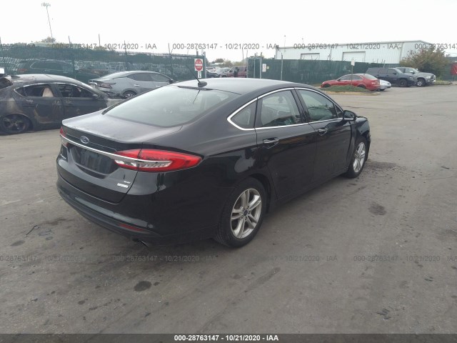 Photo 3 VIN: 3FA6P0HD5JR130313 - FORD FUSION 