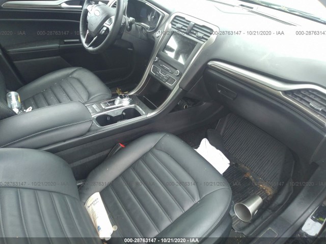 Photo 4 VIN: 3FA6P0HD5JR130313 - FORD FUSION 