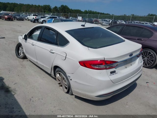 Photo 2 VIN: 3FA6P0HD5JR130408 - FORD FUSION 