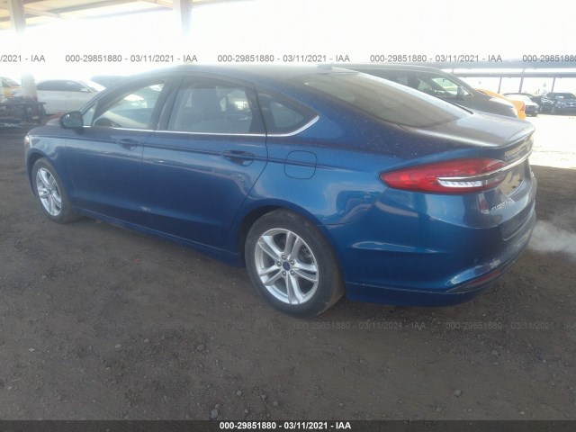 Photo 2 VIN: 3FA6P0HD5JR131056 - FORD FUSION 