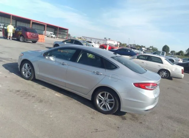 Photo 2 VIN: 3FA6P0HD5JR158144 - FORD FUSION 