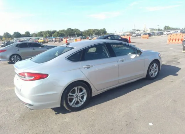 Photo 3 VIN: 3FA6P0HD5JR158144 - FORD FUSION 