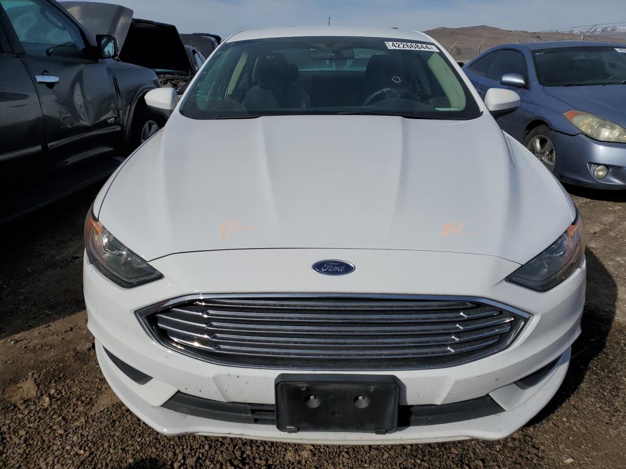 Photo 4 VIN: 3FA6P0HD5JR204958 - FORD FUSION 