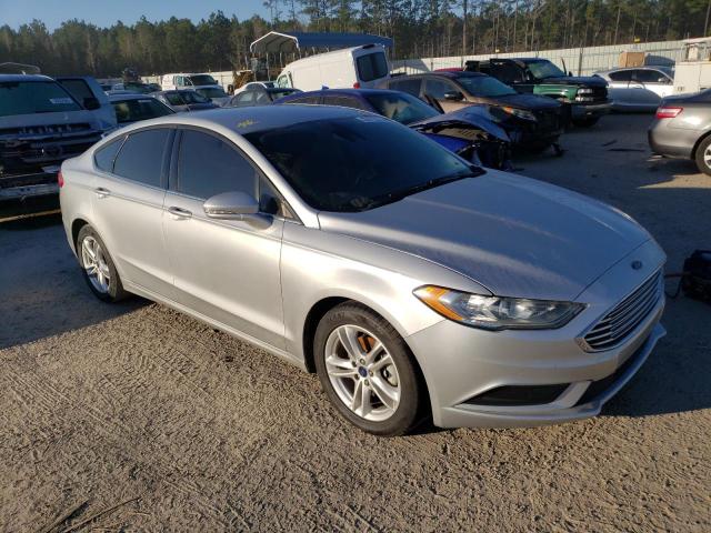 Photo 3 VIN: 3FA6P0HD5JR209500 - FORD FUSION SE 