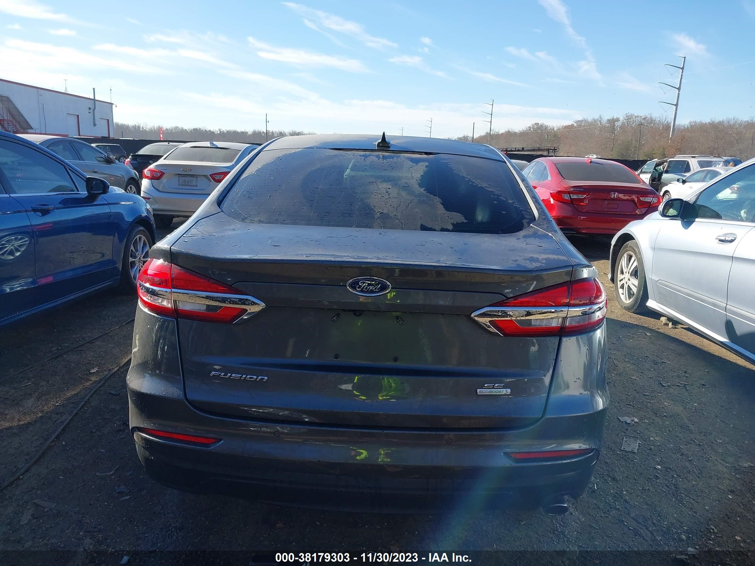 Photo 16 VIN: 3FA6P0HD5KR128689 - FORD FUSION 