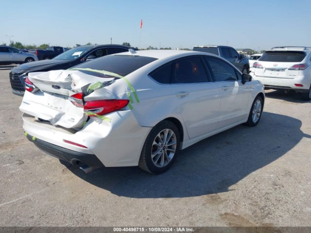 Photo 3 VIN: 3FA6P0HD5KR132337 - FORD FUSION 