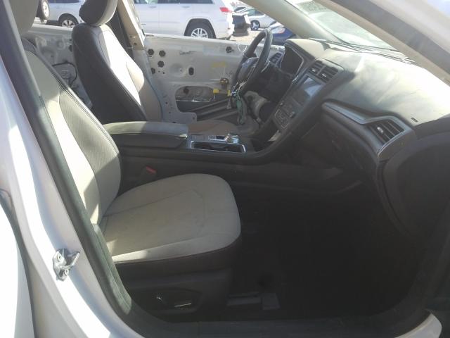 Photo 4 VIN: 3FA6P0HD5KR135559 - FORD FUSION SE 