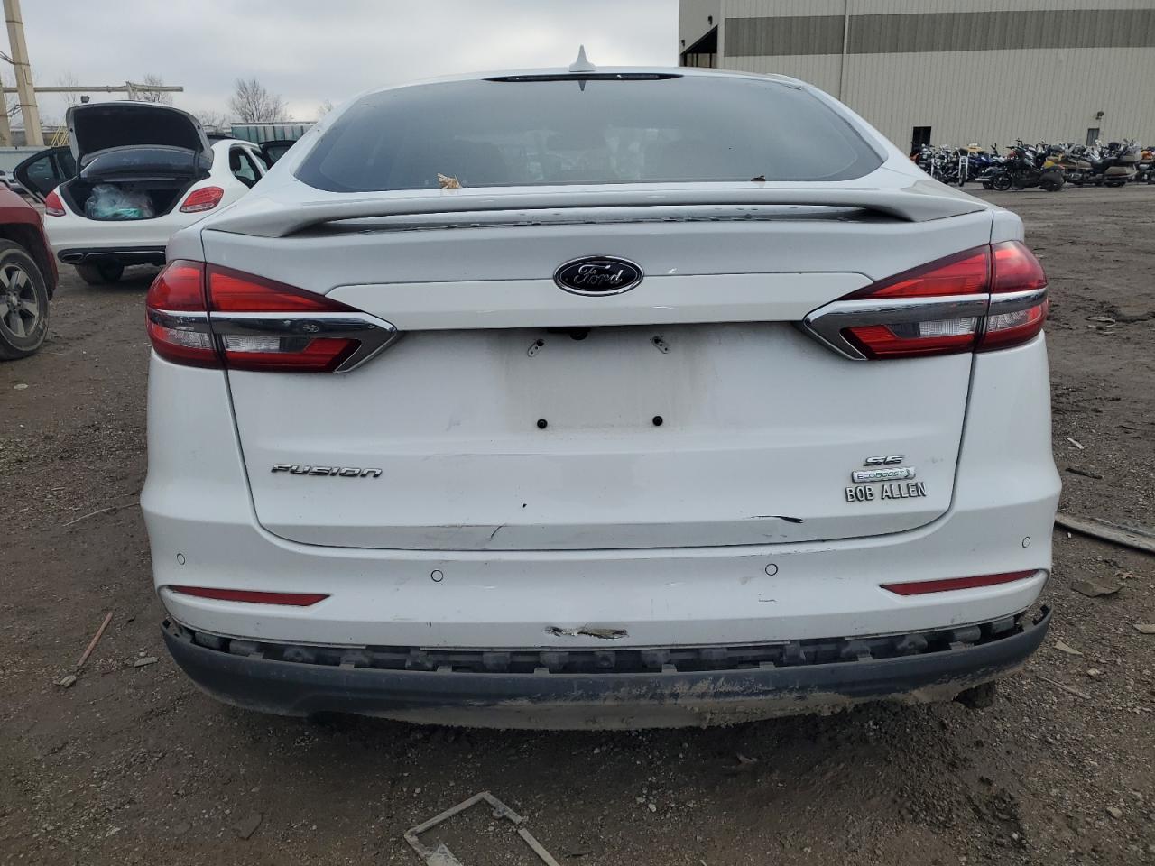 Photo 5 VIN: 3FA6P0HD5KR215587 - FORD FUSION 