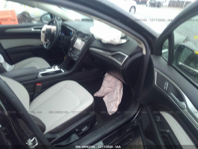 Photo 4 VIN: 3FA6P0HD5KR249853 - FORD FUSION 