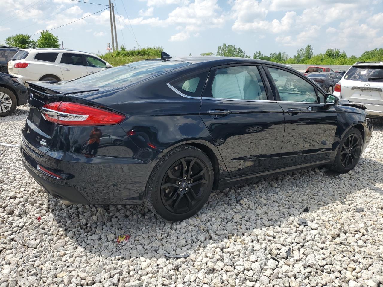 Photo 2 VIN: 3FA6P0HD5LR125065 - FORD FUSION 