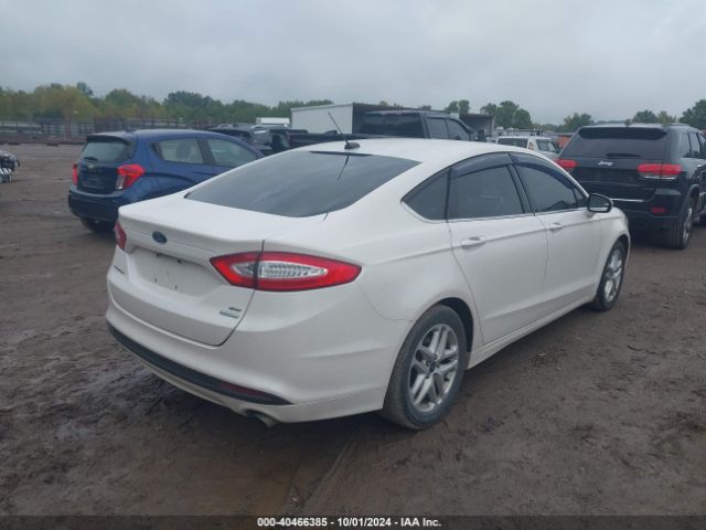 Photo 3 VIN: 3FA6P0HD6FR180127 - FORD FUSION 