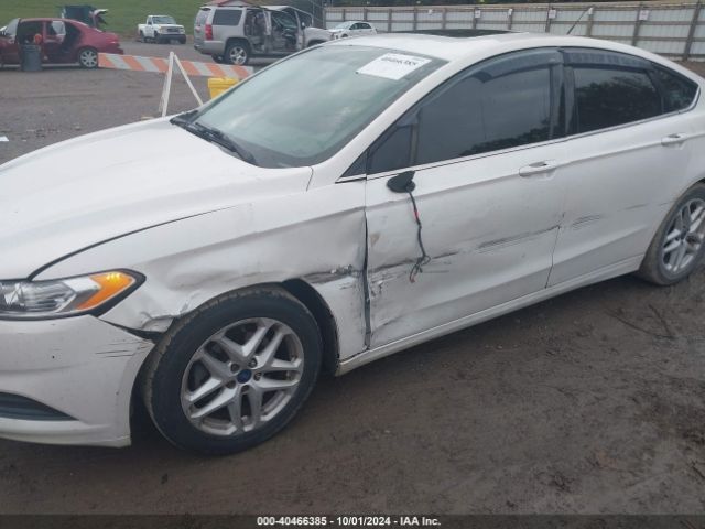 Photo 5 VIN: 3FA6P0HD6FR180127 - FORD FUSION 