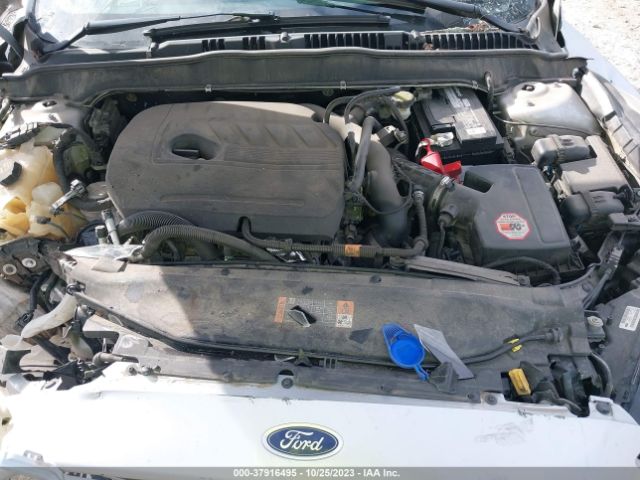 Photo 9 VIN: 3FA6P0HD6GR151910 - FORD FUSION 