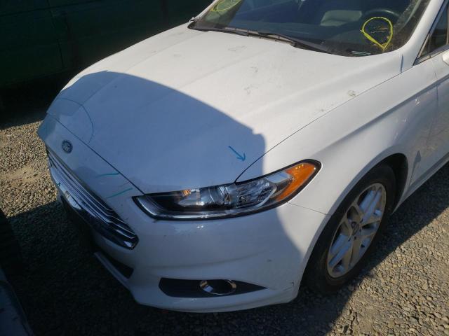 Photo 8 VIN: 3FA6P0HD6GR158422 - FORD FUSION SE 