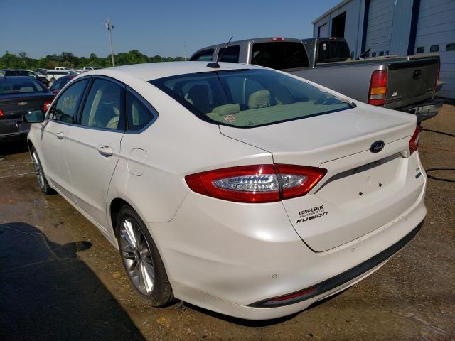 Photo 2 VIN: 3FA6P0HD6GR183420 - FORD FUSION SE 