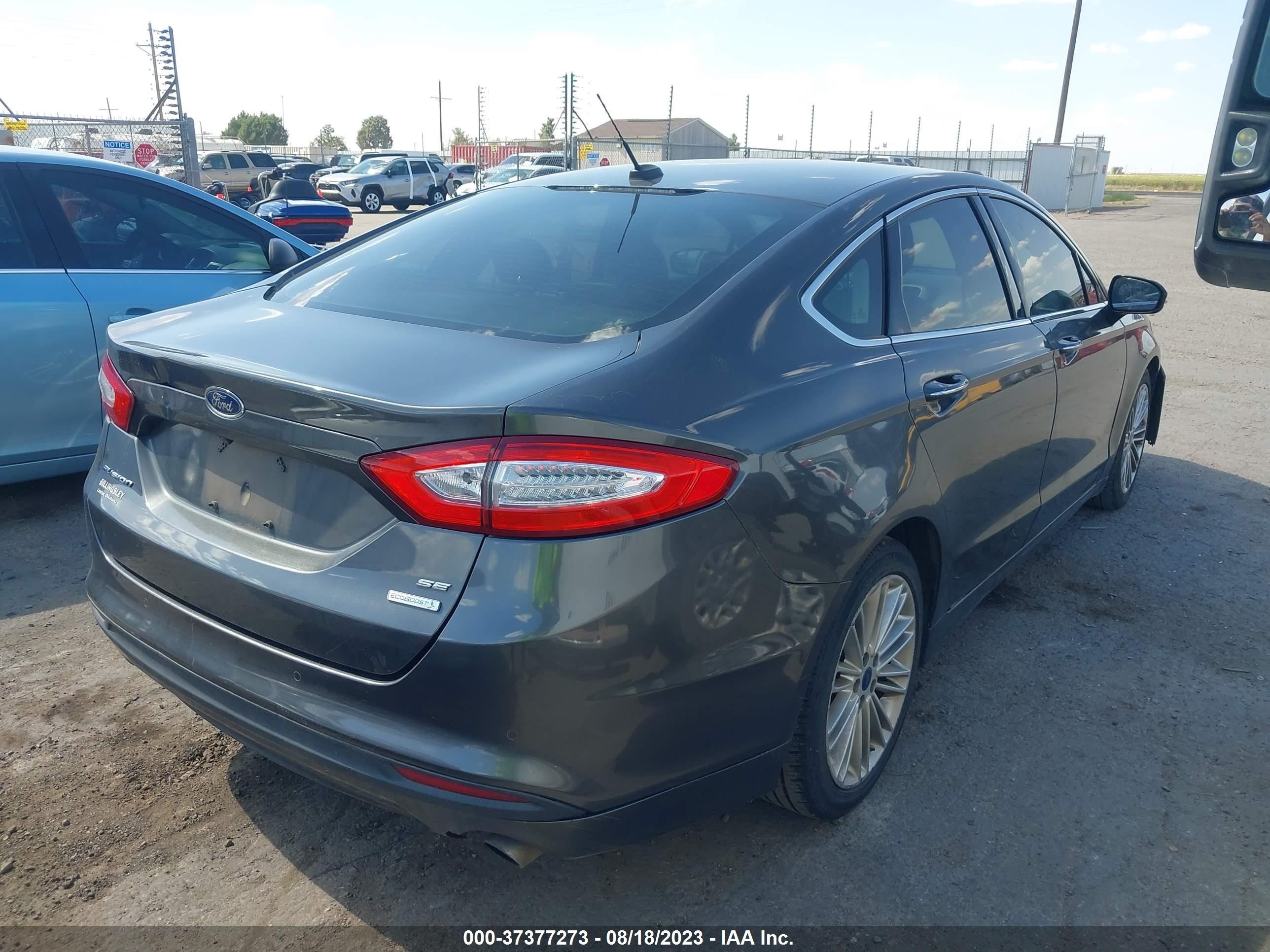 Photo 3 VIN: 3FA6P0HD6GR214245 - FORD FUSION 