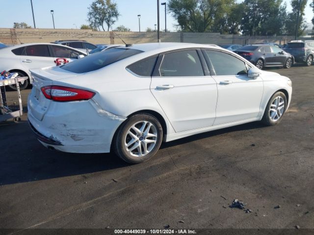 Photo 3 VIN: 3FA6P0HD6GR226413 - FORD FUSION 