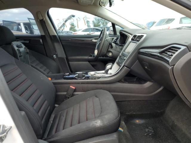 Photo 4 VIN: 3FA6P0HD6GR266376 - FORD FUSION SE 