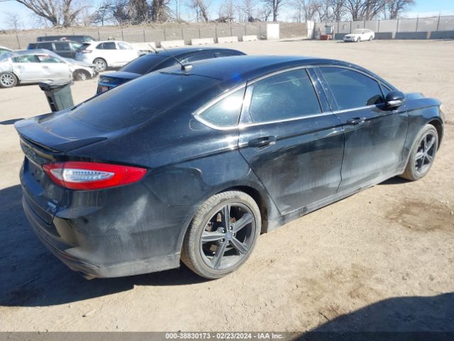 Photo 3 VIN: 3FA6P0HD6GR268029 - FORD FUSION 