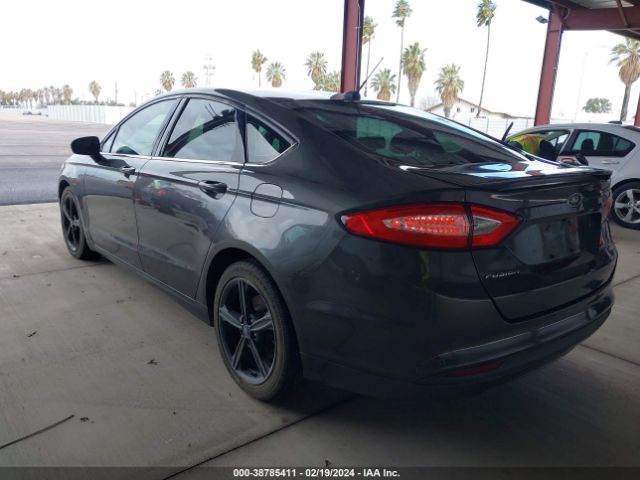 Photo 2 VIN: 3FA6P0HD6GR329430 - FORD FUSION 