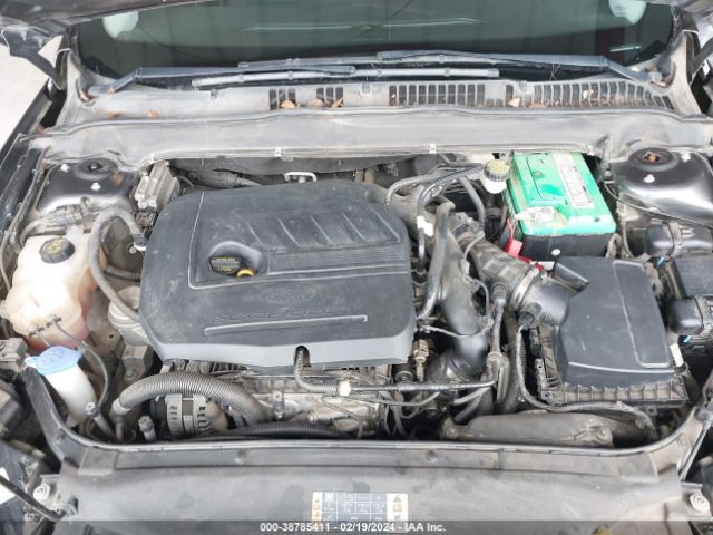 Photo 9 VIN: 3FA6P0HD6GR329430 - FORD FUSION 