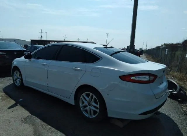 Photo 2 VIN: 3FA6P0HD6GR331503 - FORD FUSION 