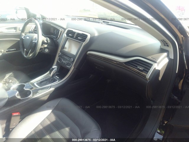 Photo 4 VIN: 3FA6P0HD6GR395654 - FORD FUSION 