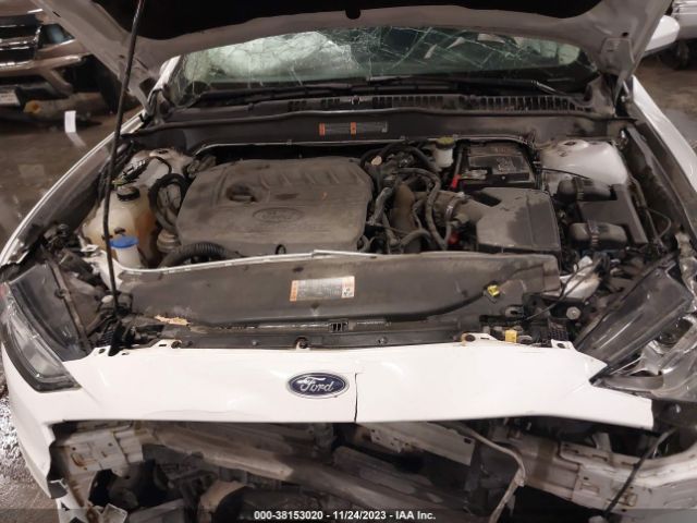 Photo 9 VIN: 3FA6P0HD6HR247165 - FORD FUSION 