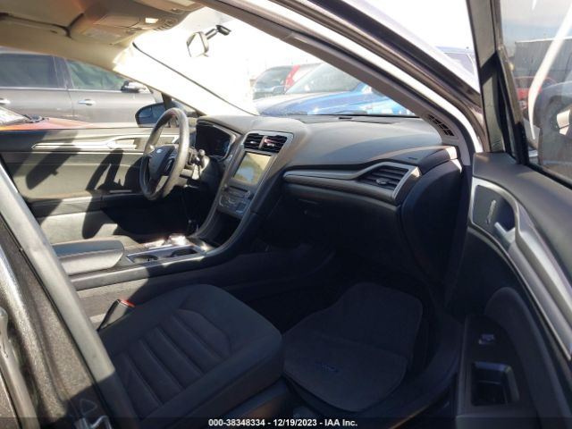 Photo 4 VIN: 3FA6P0HD6HR263981 - FORD FUSION 