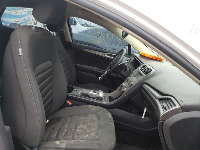 Photo 4 VIN: 3FA6P0HD6HR272258 - FORD FUSION SE 