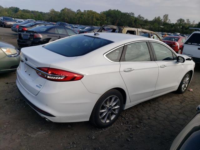 Photo 2 VIN: 3FA6P0HD6HR395445 - FORD FUSION SE 