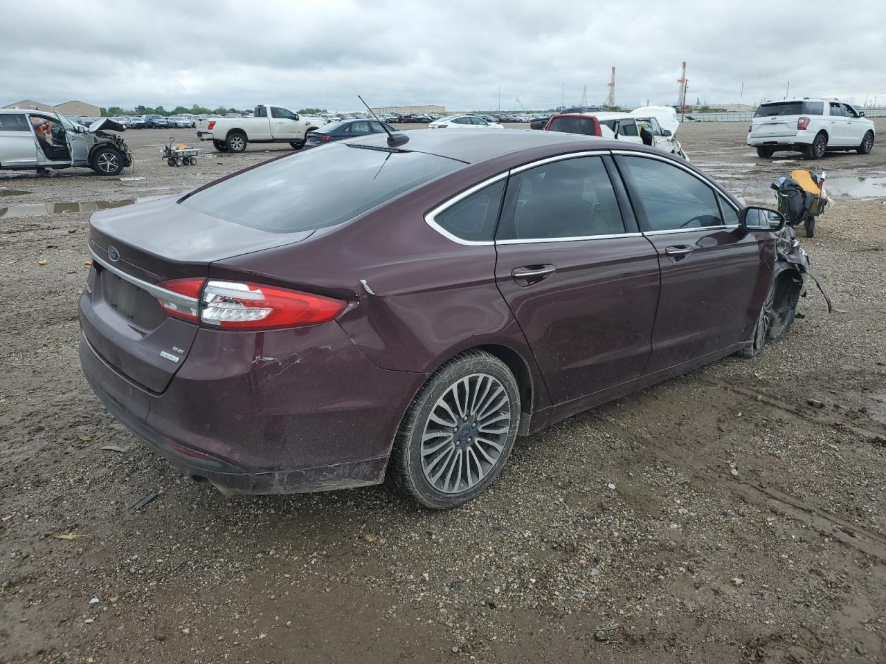 Photo 2 VIN: 3FA6P0HD6JR176443 - FORD FUSION 