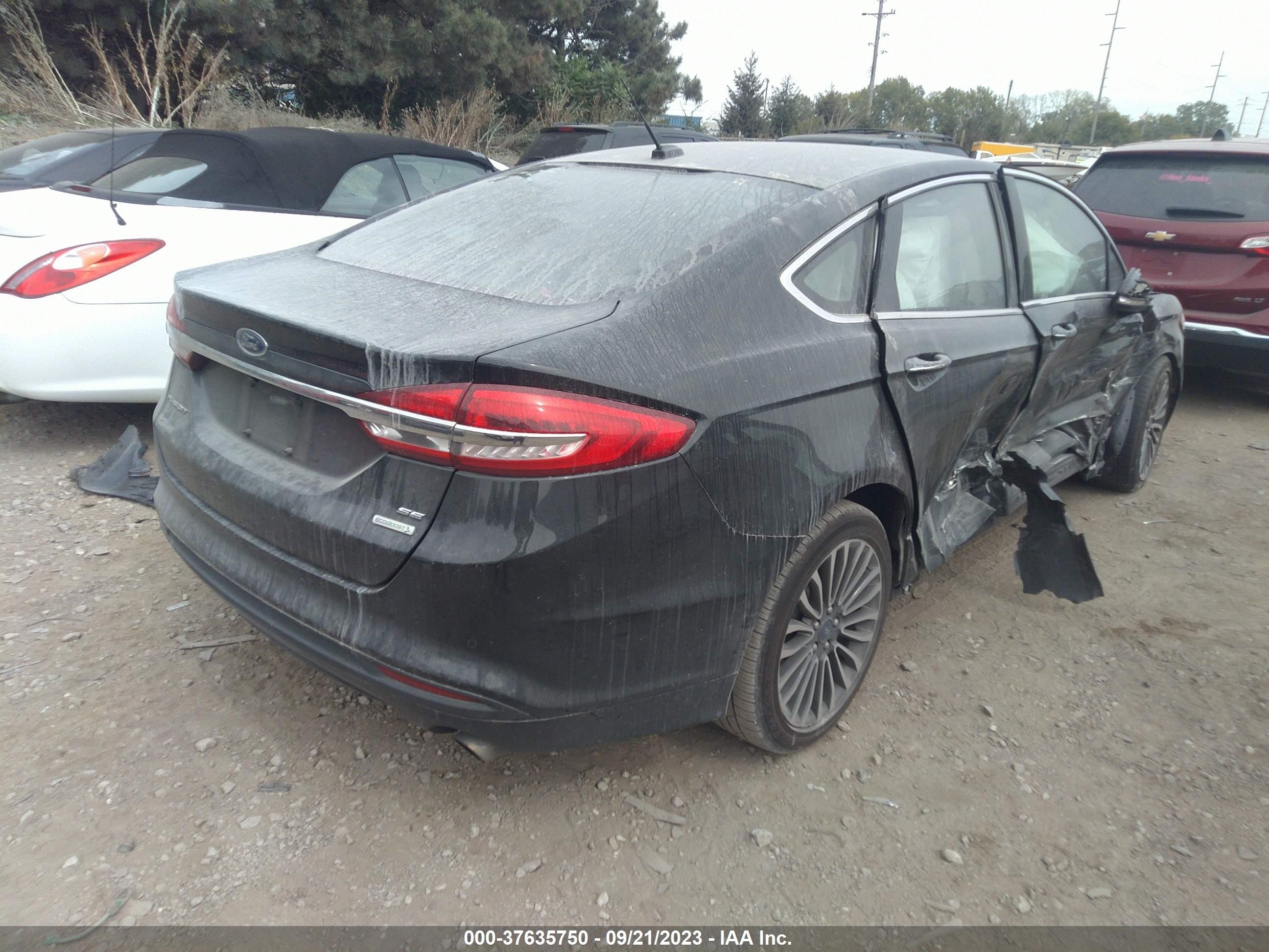 Photo 3 VIN: 3FA6P0HD6JR185174 - FORD FUSION 