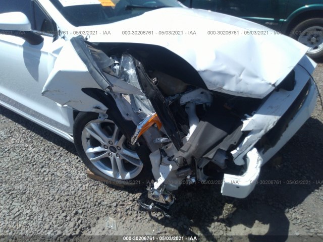 Photo 5 VIN: 3FA6P0HD6JR241095 - FORD FUSION 