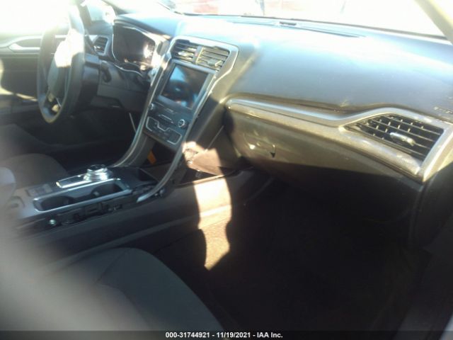 Photo 4 VIN: 3FA6P0HD6KR161250 - FORD FUSION 