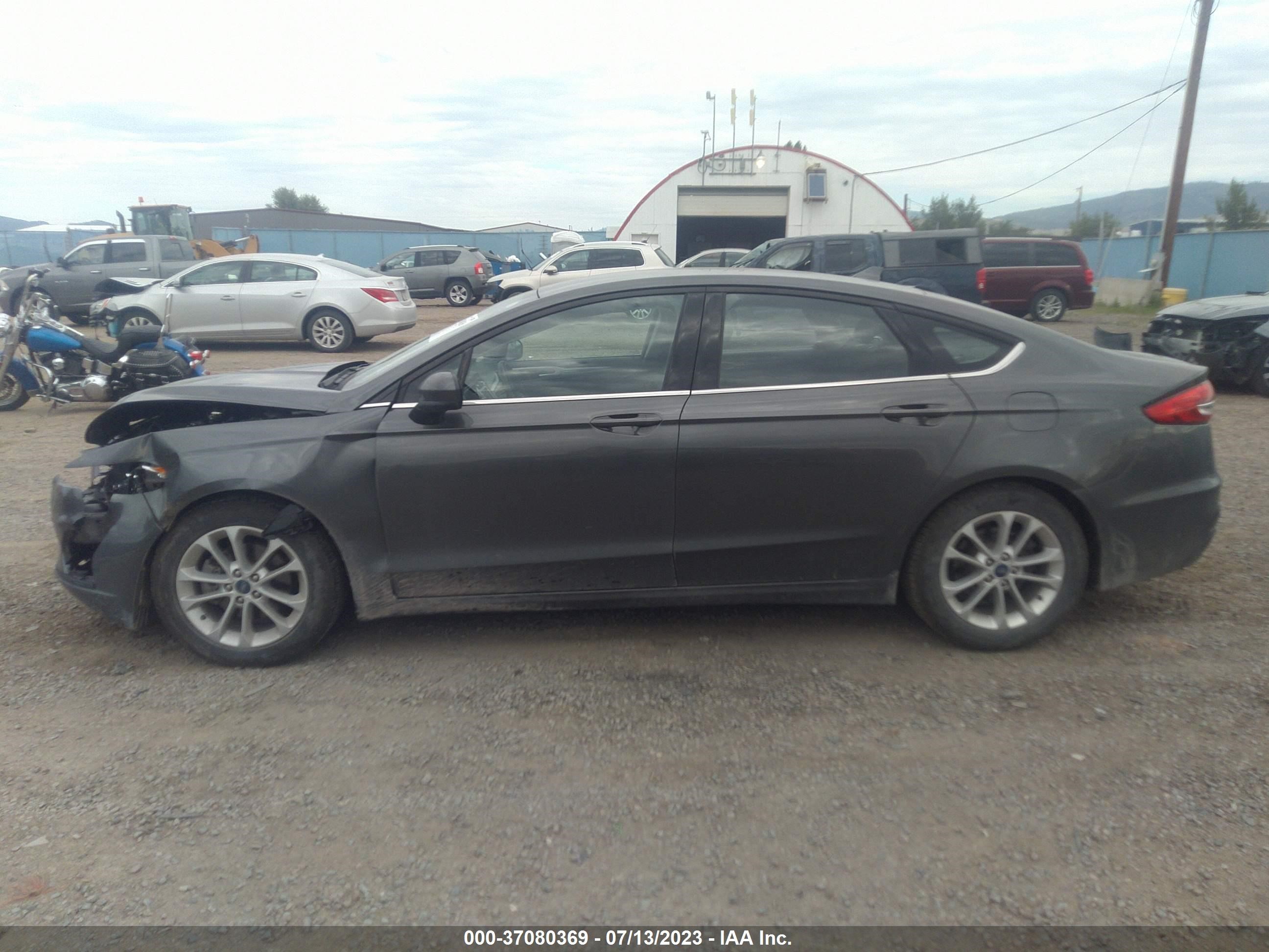 Photo 13 VIN: 3FA6P0HD6KR202301 - FORD FUSION 