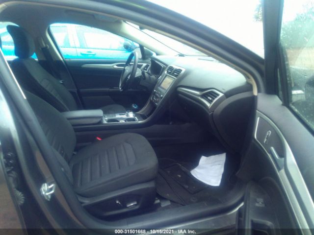 Photo 4 VIN: 3FA6P0HD6KR247982 - FORD FUSION 