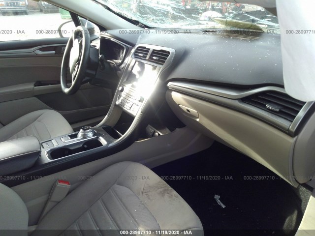 Photo 4 VIN: 3FA6P0HD6LR164747 - FORD FUSION 