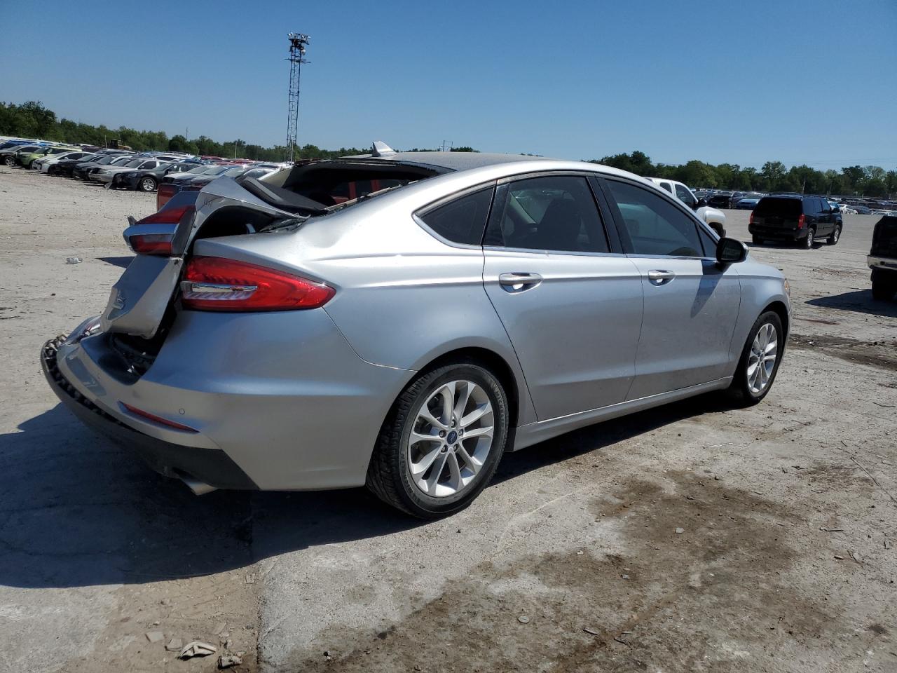 Photo 2 VIN: 3FA6P0HD6LR231119 - FORD FUSION 