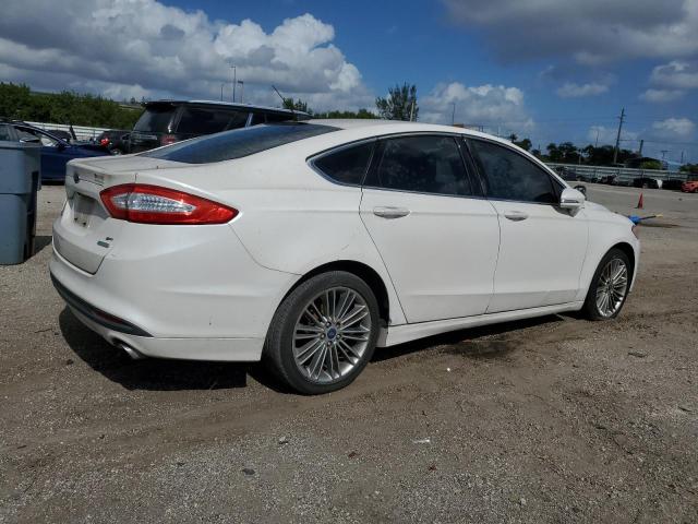 Photo 2 VIN: 3FA6P0HD7ER217328 - FORD FUSION SE 